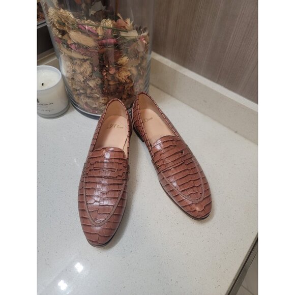 J.CREW Shoes - J.Crew Academy Penny Loafer Croc Embossed Leather Flats Jasmine Frost Size 9 New